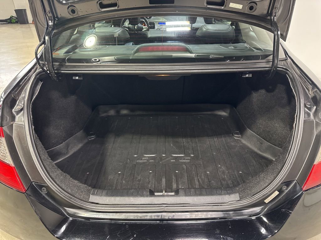 Used 2011 Honda Civic EX-L image 24