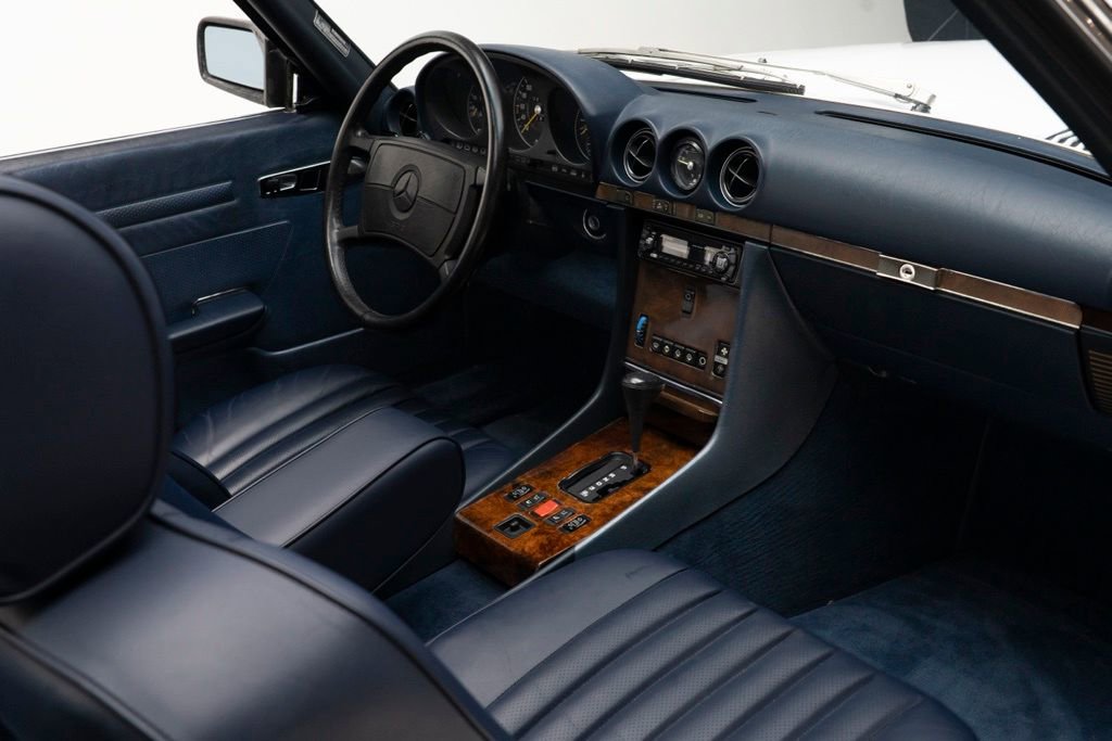 Used 1988 Mercedes-Benz 560 SL image 38