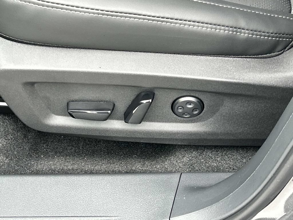 New 2026 Nissan Murano Platinum w/ Cargo Package AWD/4WD image 16