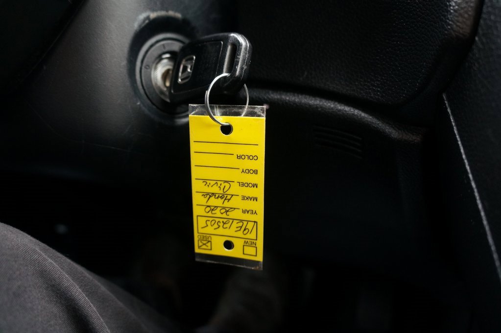 Used 2020 Honda Civic LX image 2