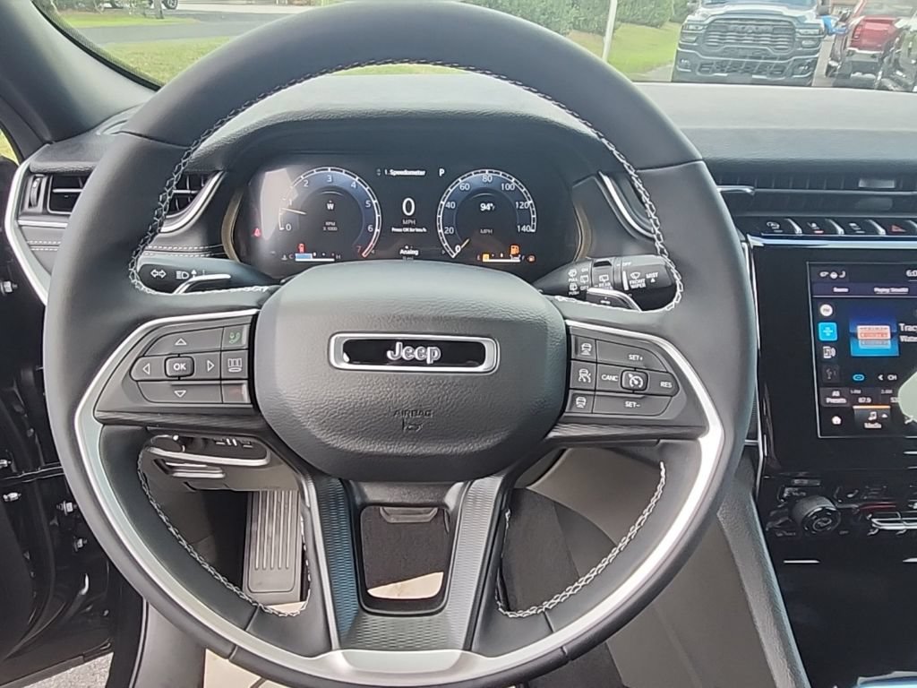 New 2026 Jeep Grand Cherokee Laredo X RWD image 13