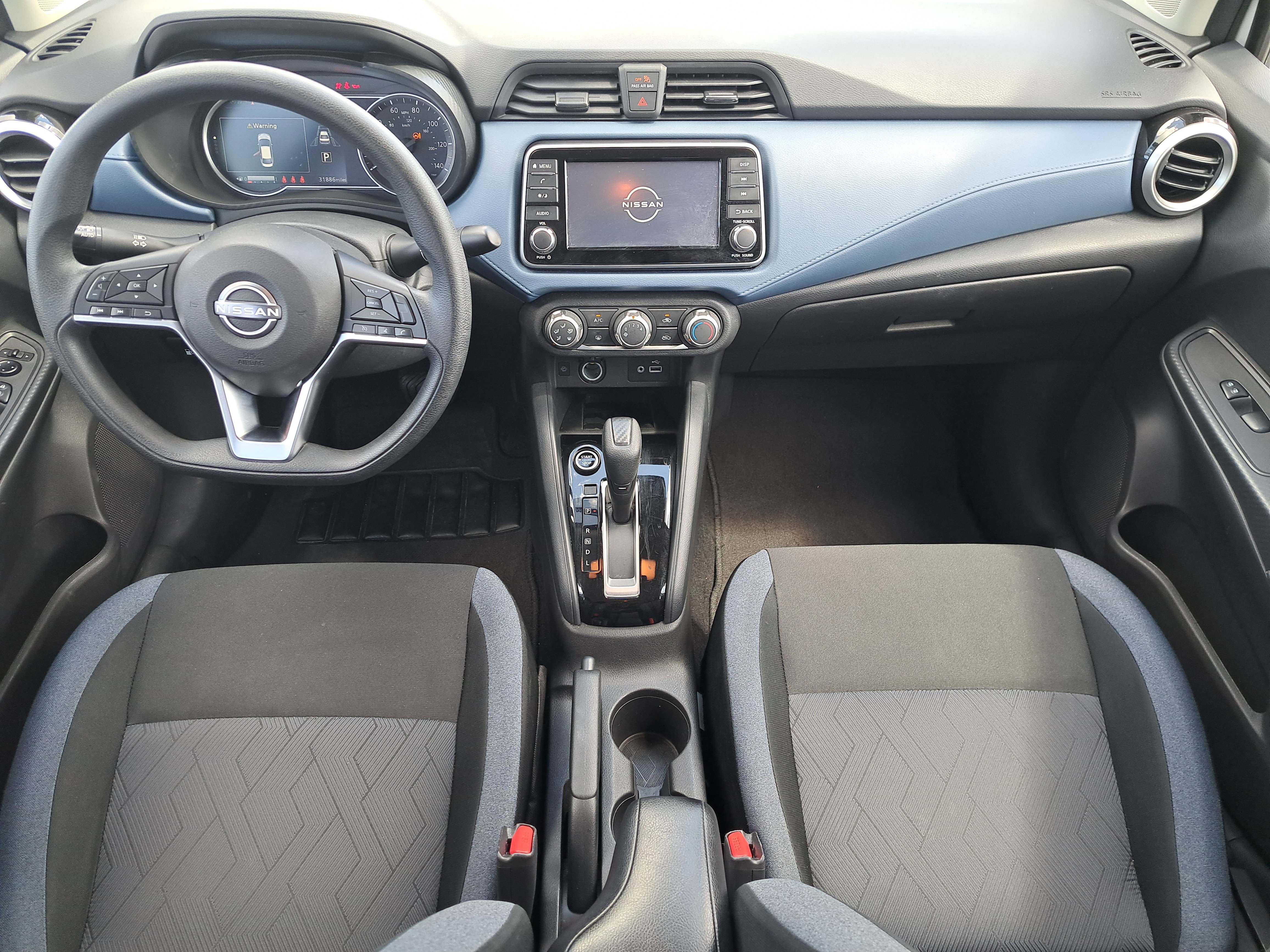 Used 2025 Nissan Versa SV image 16