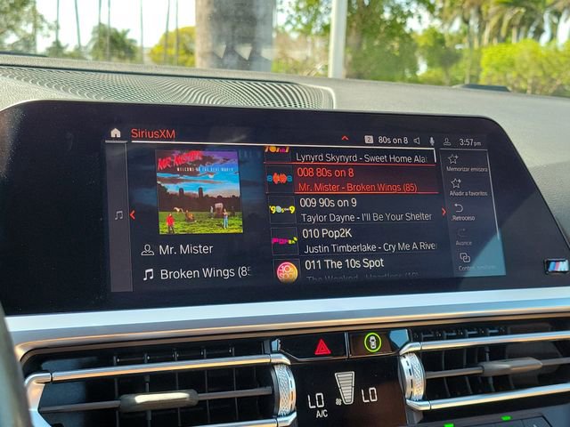 Used 2022 BMW M440i Coupe w/ Premium Package RWD image 29