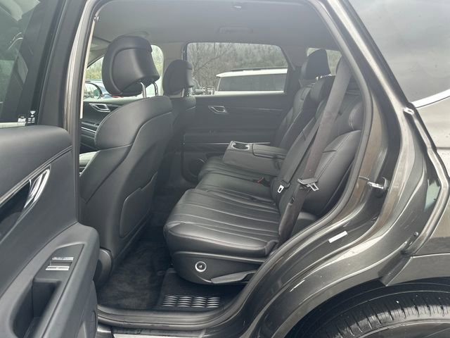 Used 2025 Genesis GV80 2.5T Standard image 19