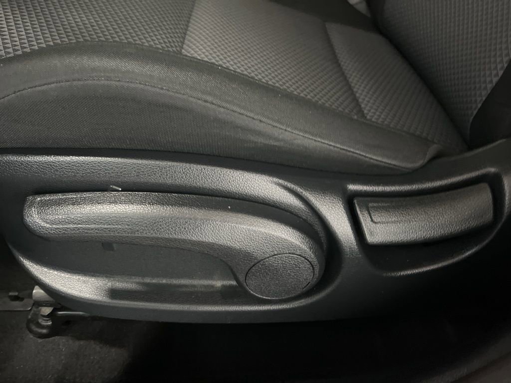 Used 2023 Kia Soul LX w/ LX Technology Package FWD image 25