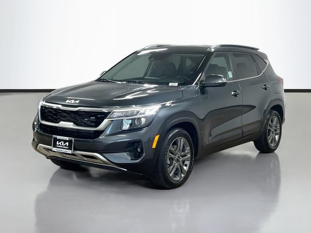 Certified 2023 Kia Seltos S w/ Navigation Package FWD image 3