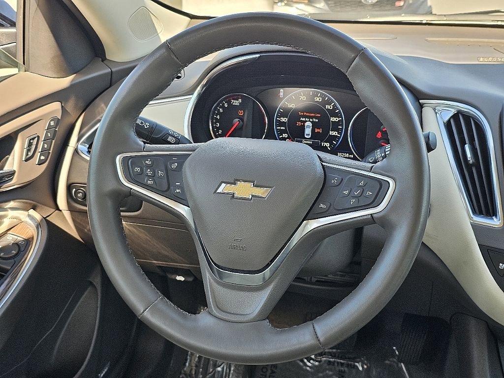 Used 2024 Chevrolet Malibu LT image 36