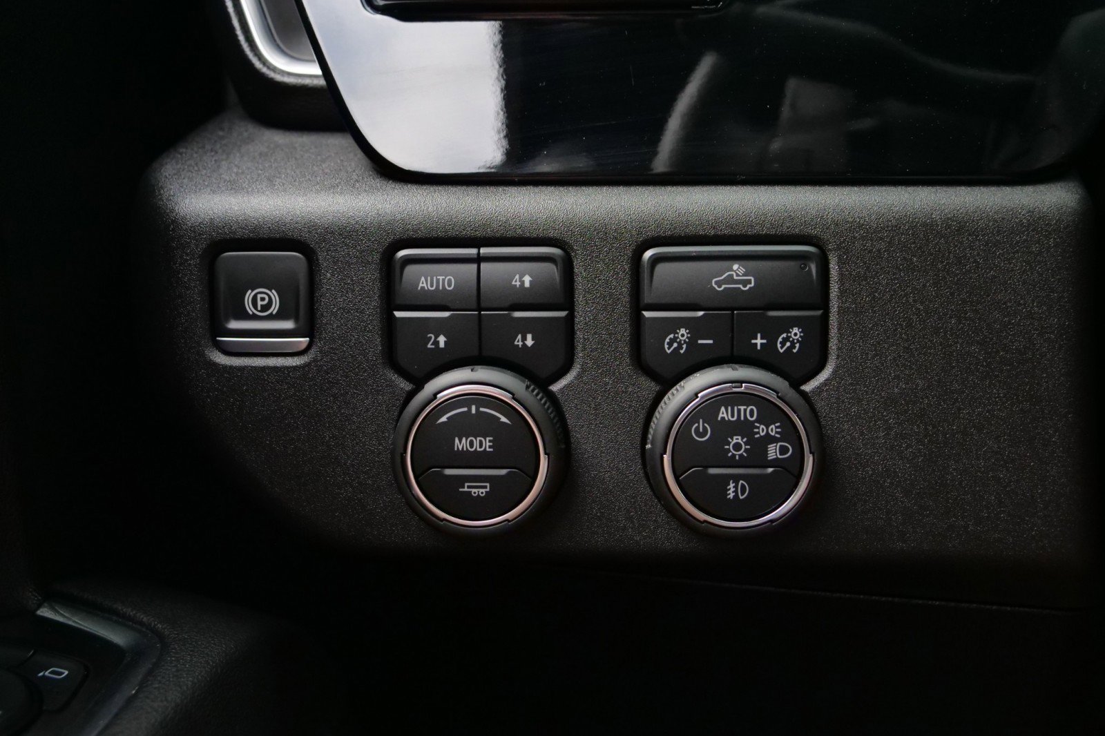 Used 2025 Chevrolet Silverado 1500 RST image 22