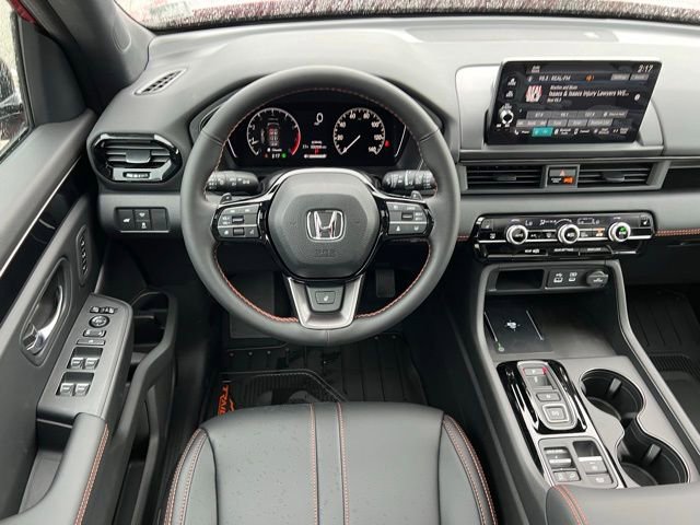 New 2025 Honda Pilot TrailSport image 13