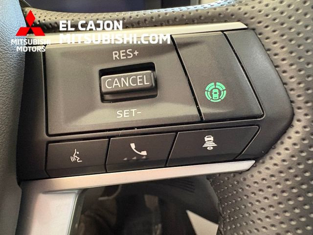 Used 2025 Mitsubishi Outlander SEL AWD/4WD image 21