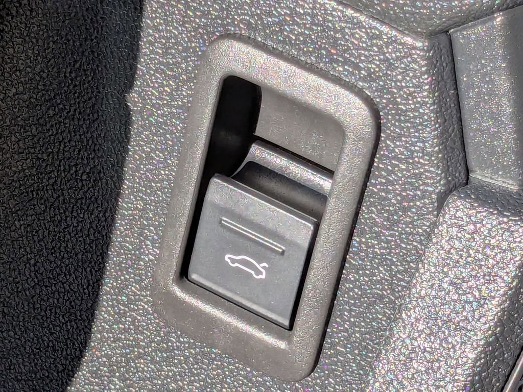 Used 2024 Audi A3 2.0T Premium image 26