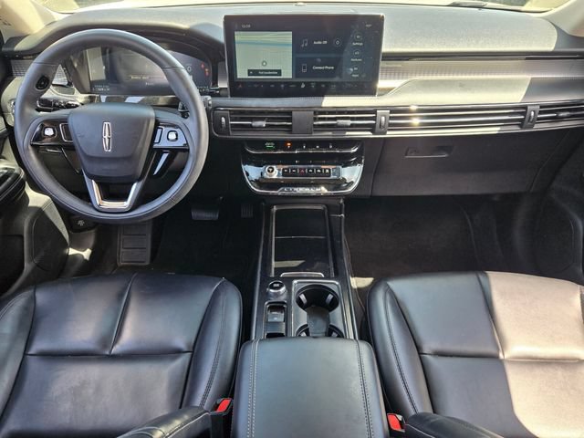 Used 2023 Lincoln Corsair FWD image 12