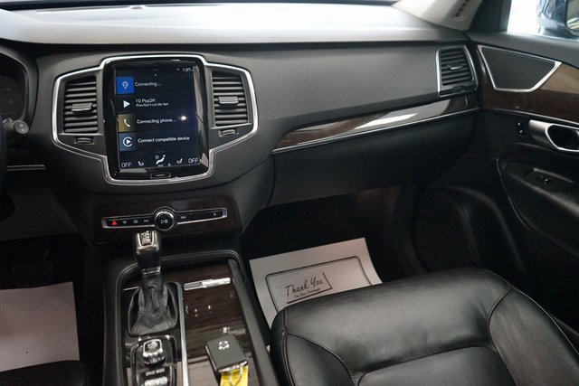 Used 2019 Volvo XC90 T5 Momentum w/ Protection Package image 12