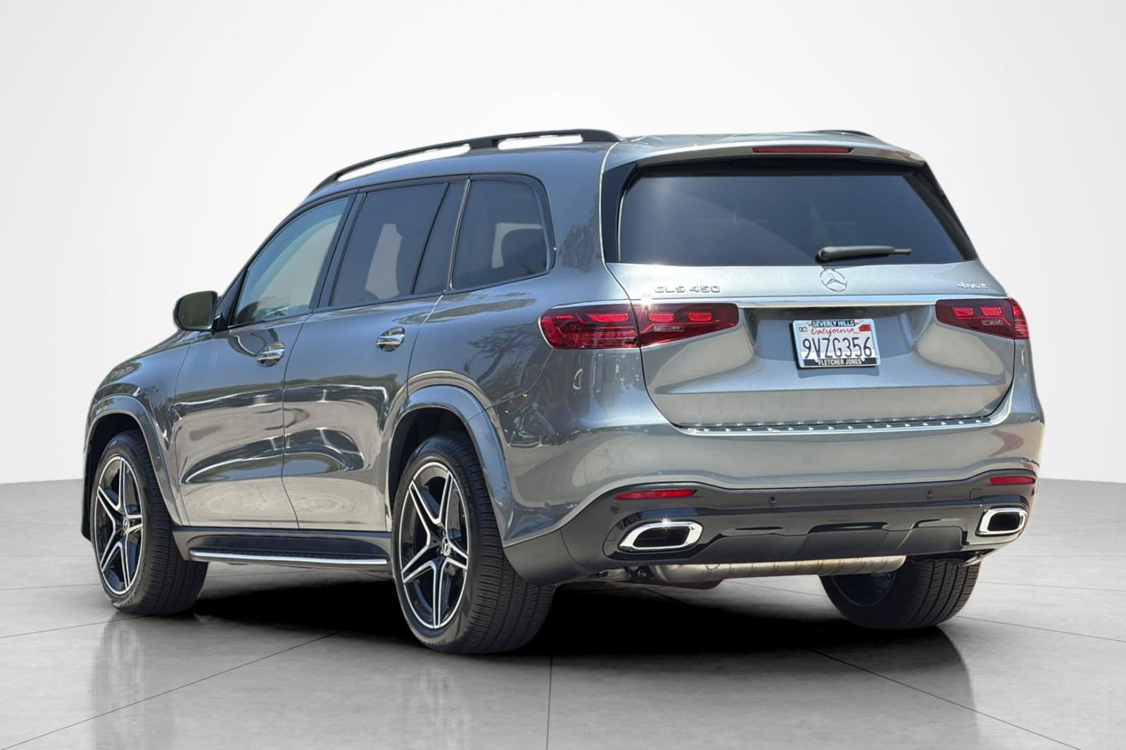 Used 2026 Mercedes-Benz GLS 450 4MATIC image 3