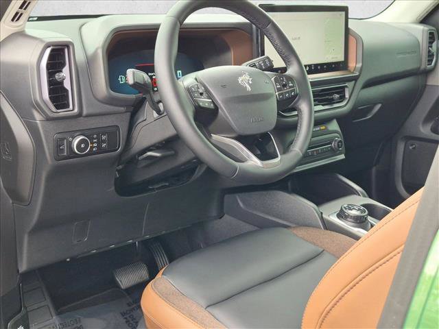 Used 2025 Ford Bronco Sport Outer Banks w/ Outer Banks Tech Package+ AWD/4WD image 10