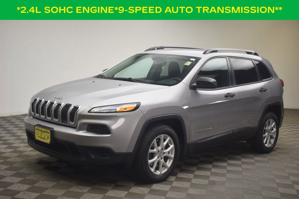 Used 2016 Jeep Cherokee Sport image 2