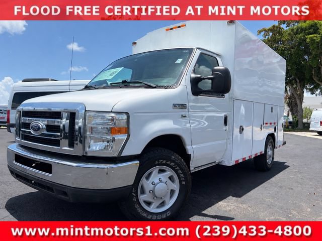 Used 2015 Ford E-350 and Econoline 350 Super Duty w/ Power Windows & Locks Group