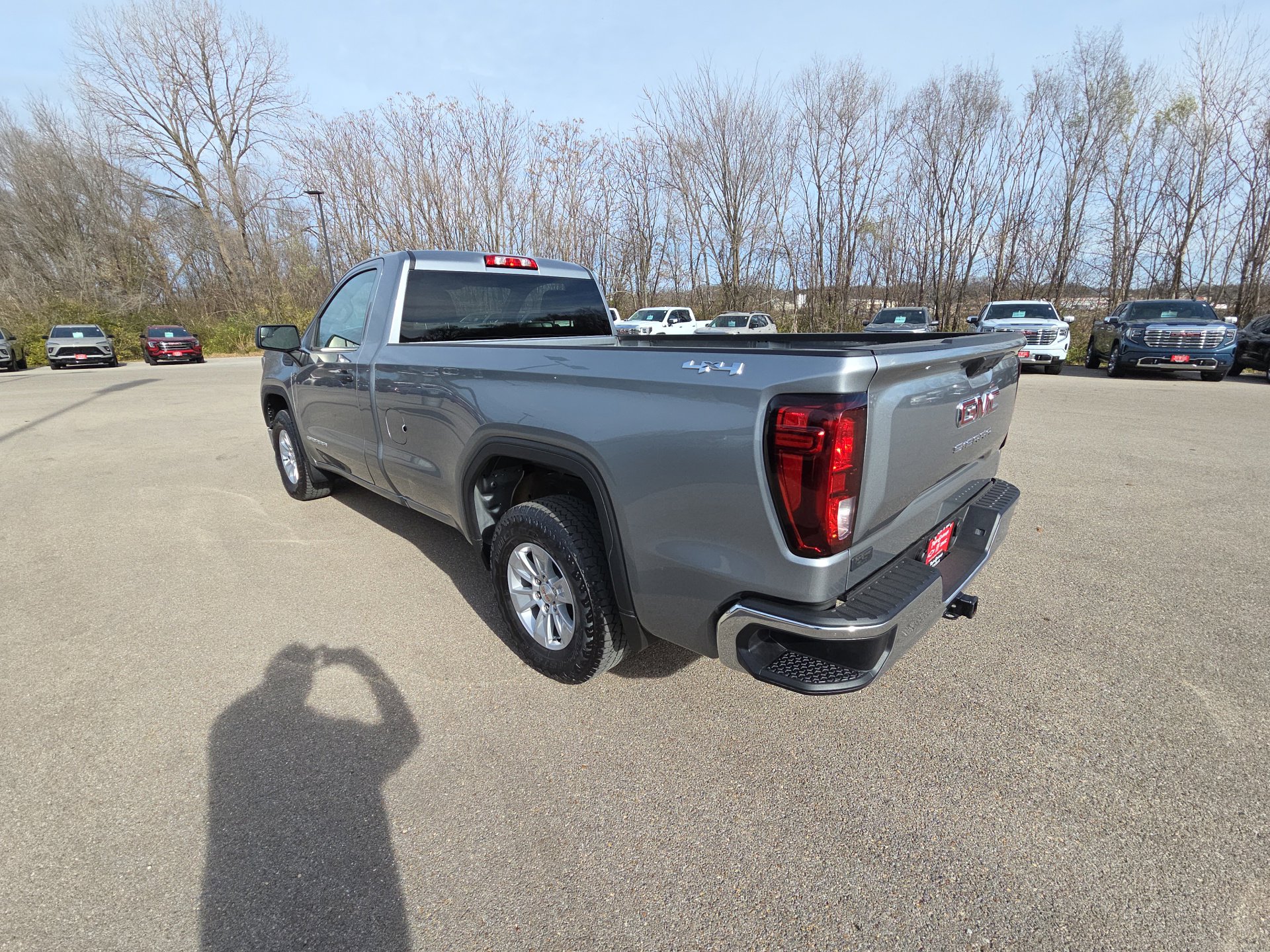 Certified 2025 GMC Sierra 1500 Pro w/ Pro Value Package image 6