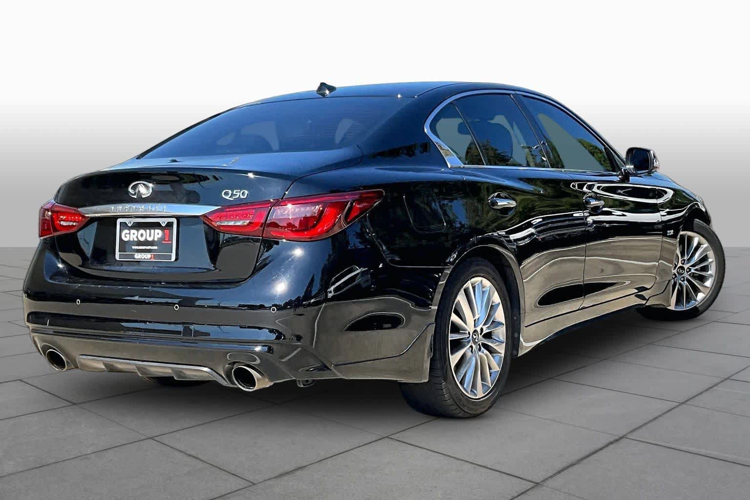 Used 2019 INFINITI Q50 Luxe w/ Essential Package (3.0T Luxe) RWD image 12