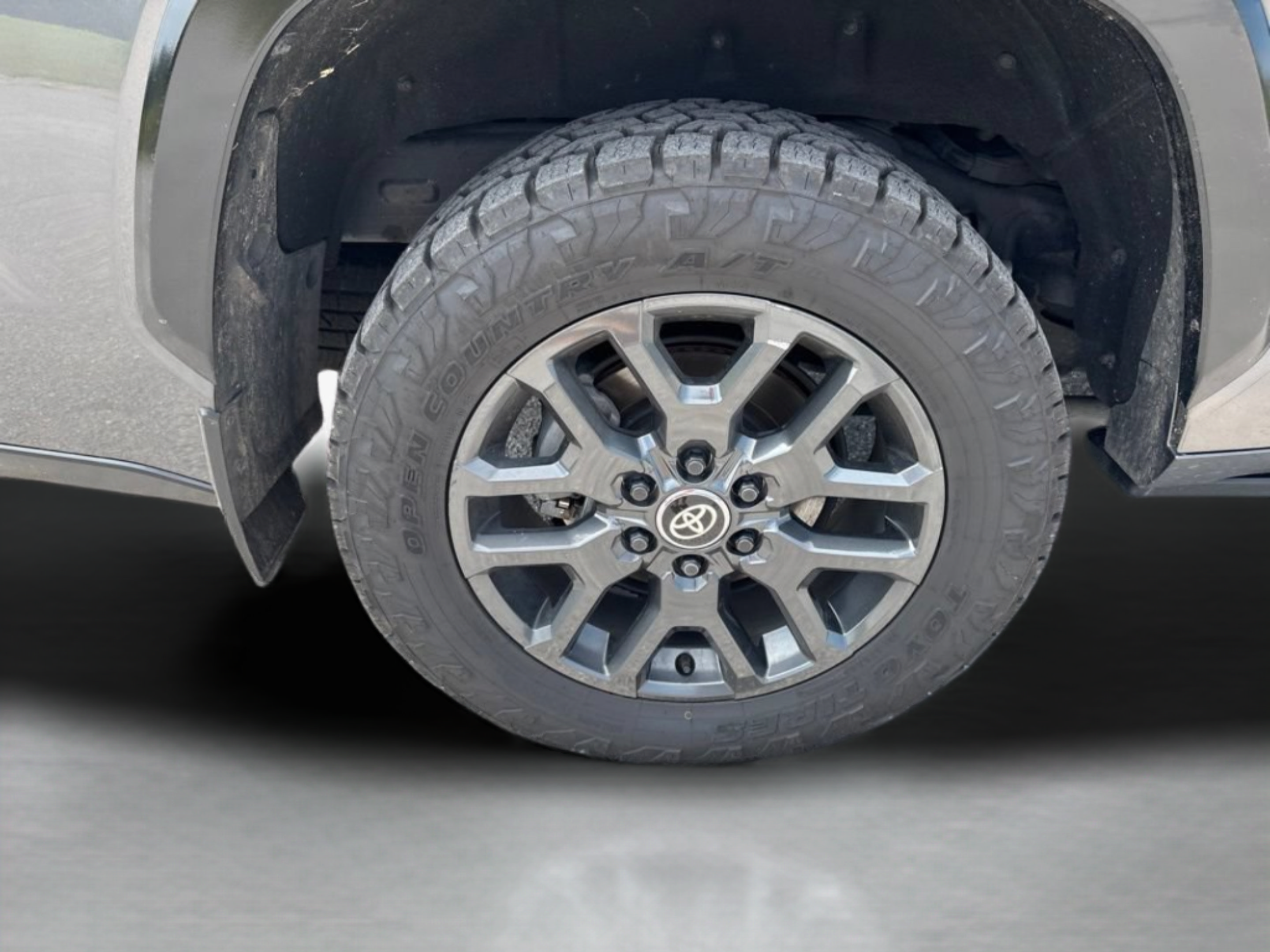Certified 2025 Toyota Sequoia Platinum AWD/4WD image 35