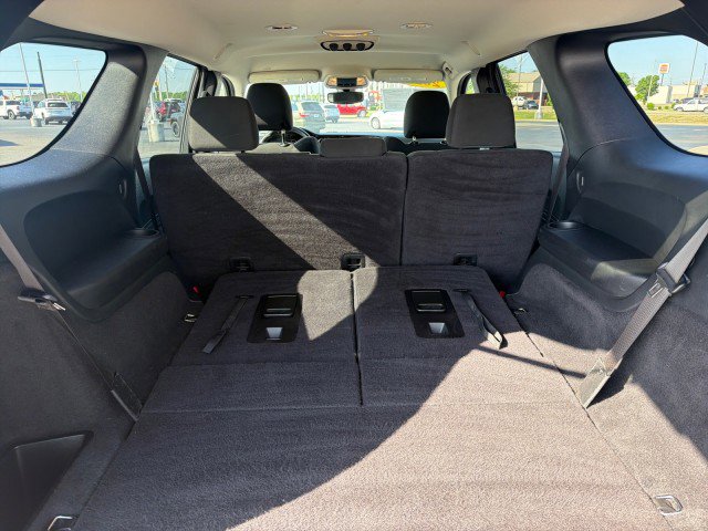 Used 2021 Dodge Durango SXT w/ 3rd Row Seating Group RWD image 21