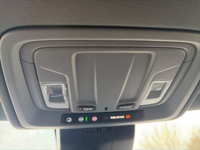 New 2026 GMC Sierra 1500 Elevation image 25