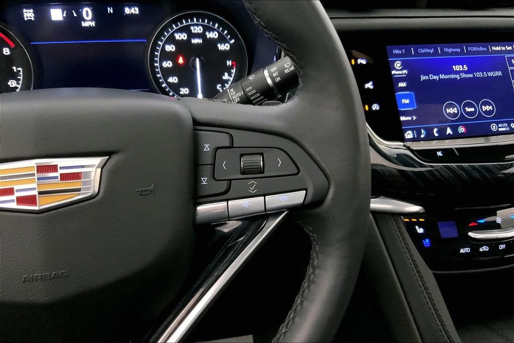 Used 2024 Cadillac XT6 Premium Luxury w/ Technology Package AWD/4WD image 19