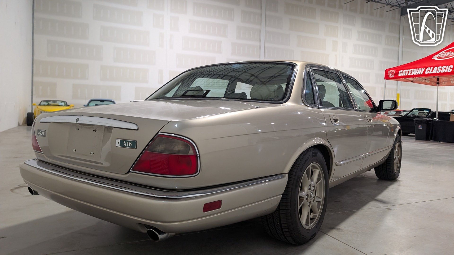 Used 1996 Jaguar XJ6 RWD image 14