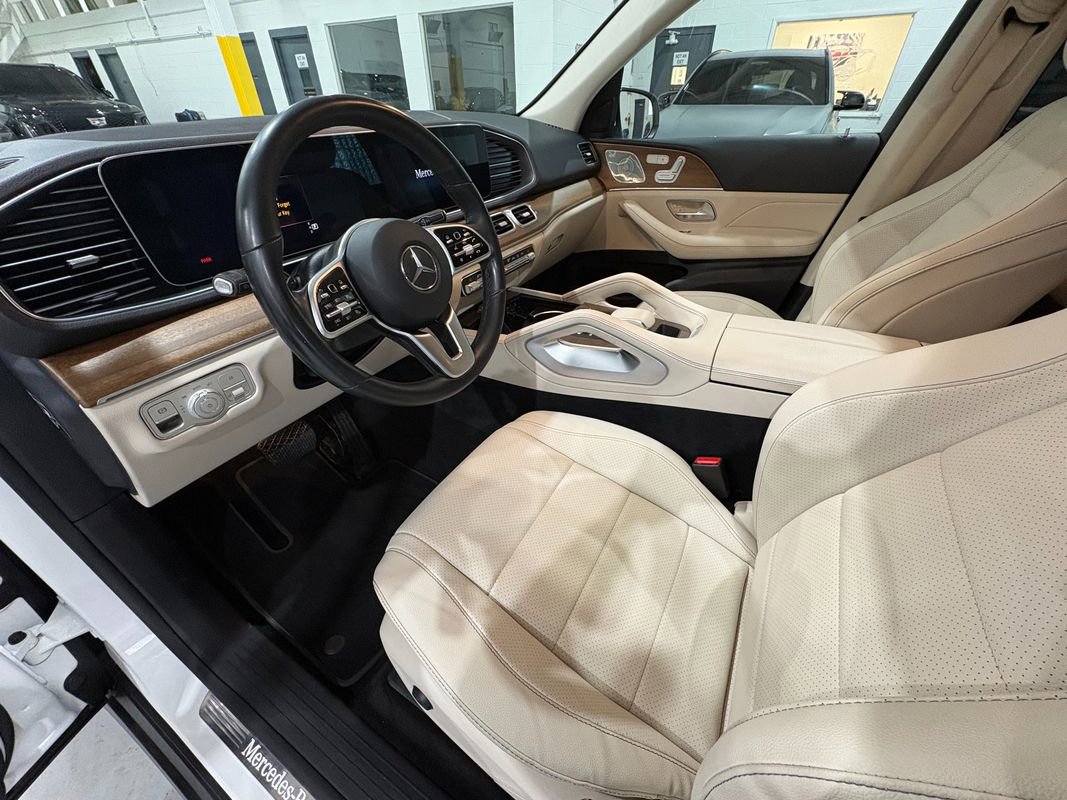 Used 2022 Mercedes-Benz GLE 350 4MATIC w/ Premium Package image 10