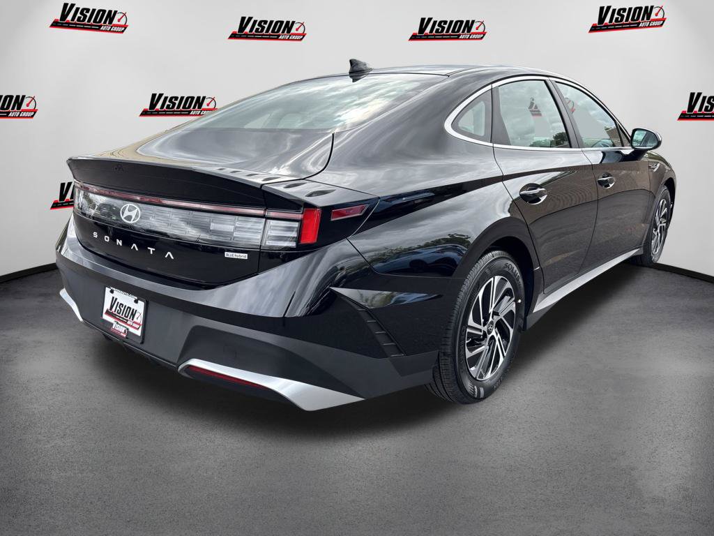 New 2026 Hyundai Sonata Blue FWD image 5
