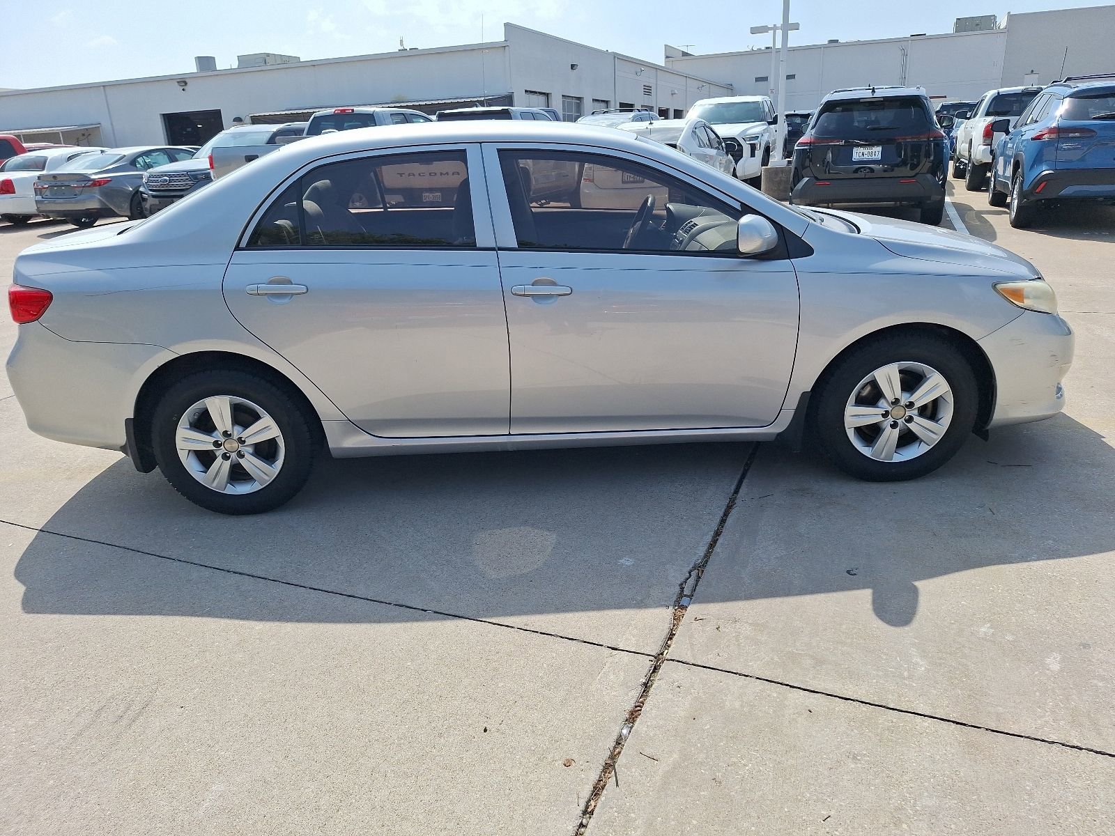 Used 2010 Toyota Corolla FWD image 7