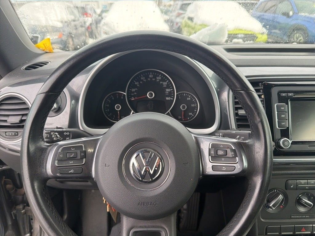 Used 2012 Volkswagen Beetle 2.5 image 9
