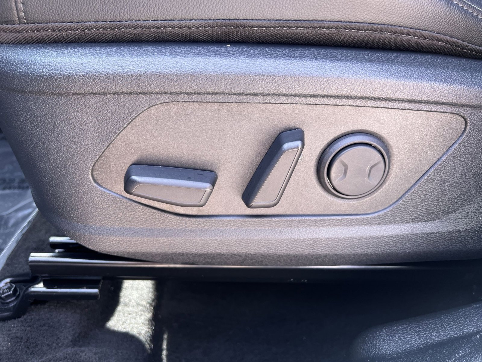 Used 2024 Kia Sportage SX image 26