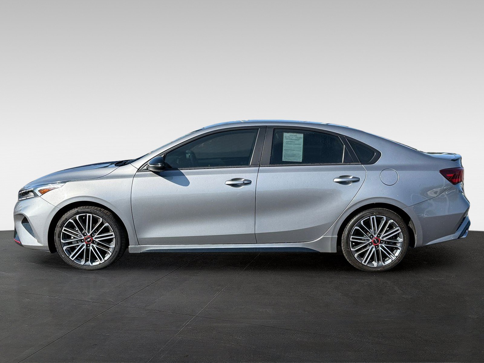 Used 2024 Kia Forte GT FWD image 8