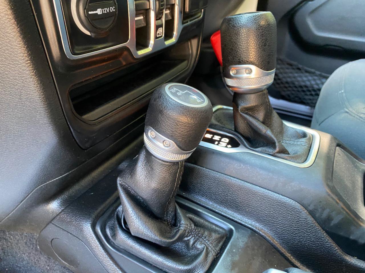Used 2021 Jeep Gladiator Sport AWD/4WD image 49