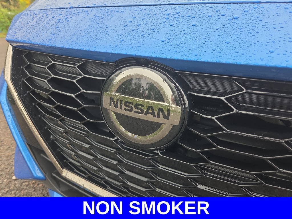Used 2023 Nissan Sentra SR w/ SR Premium Package FWD image 19
