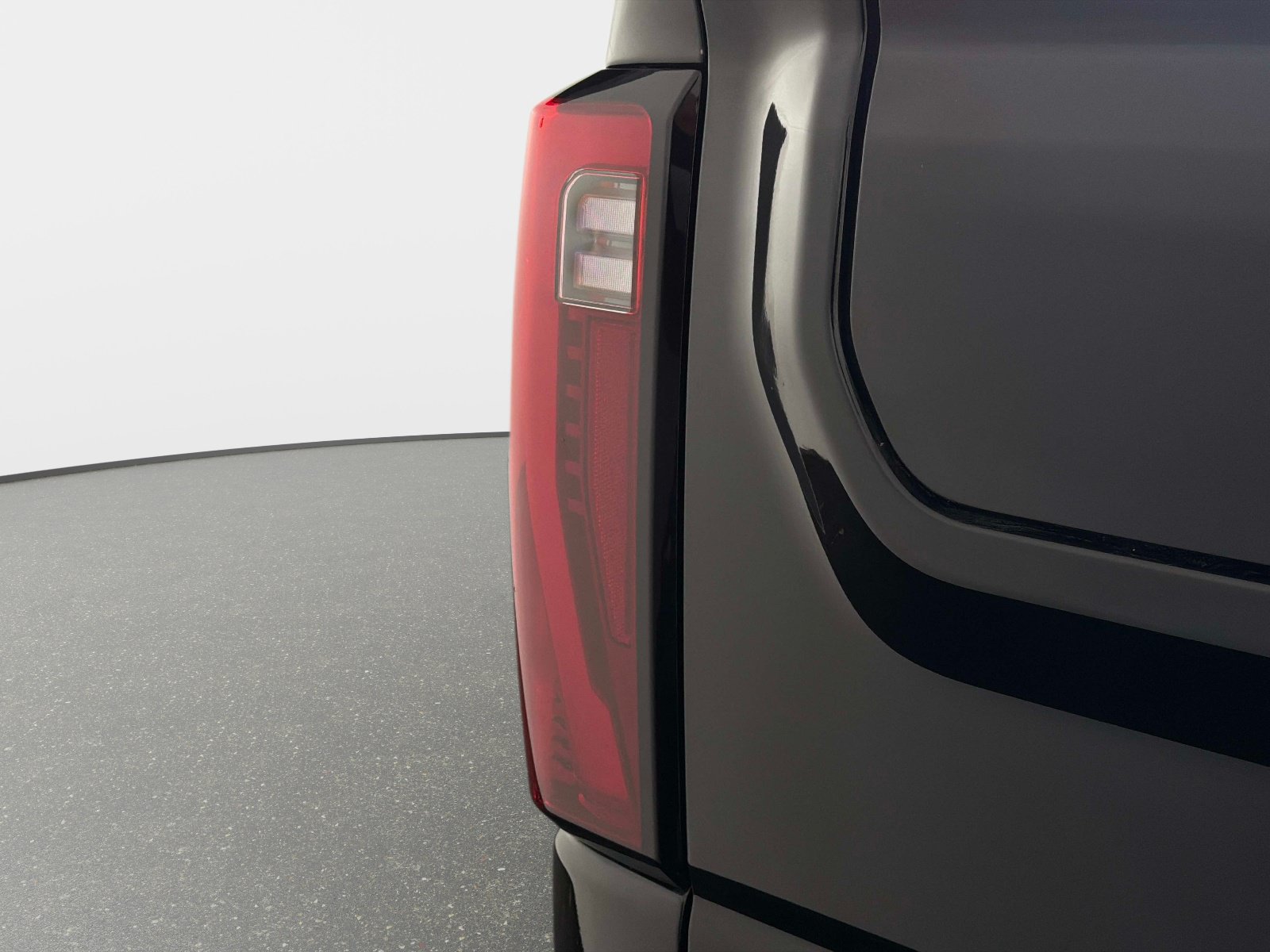 Used 2025 GMC Sierra 2500 Denali Ultimate AWD/4WD image 14