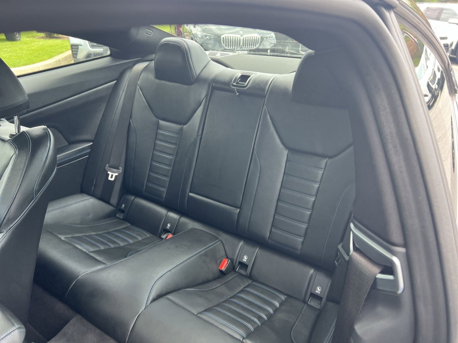 Used 2024 BMW 430i xDrive Coupe w/ M Sport Package AWD/4WD image 33