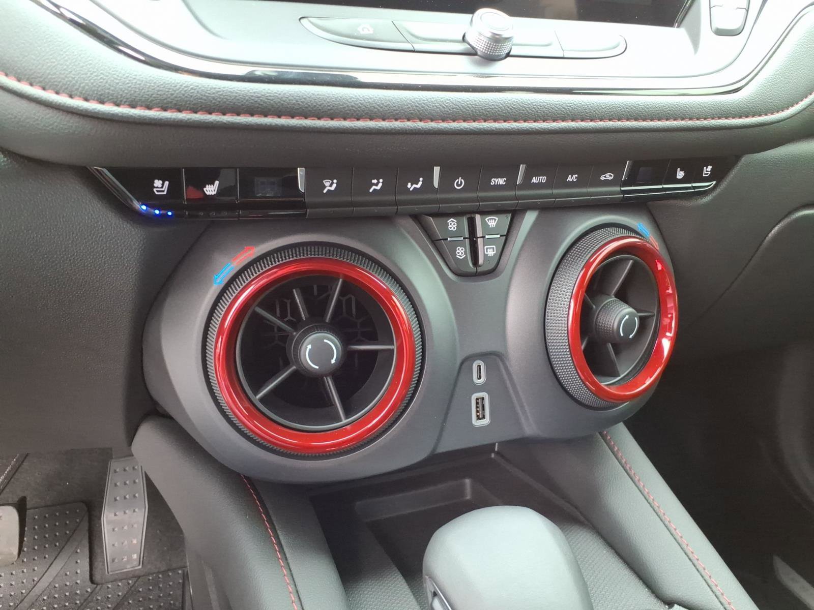 Used 2025 Chevrolet Blazer RS w/ Enhanced Convenience Package image 19