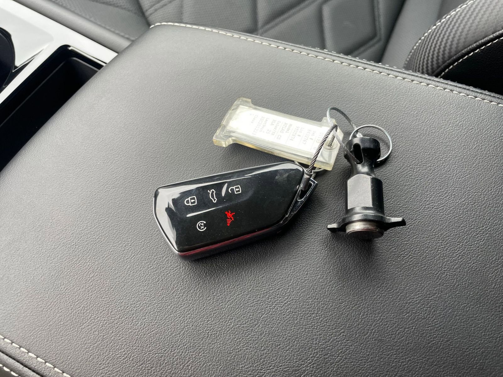 Used 2025 Volkswagen Atlas Cross Sport SE image 22