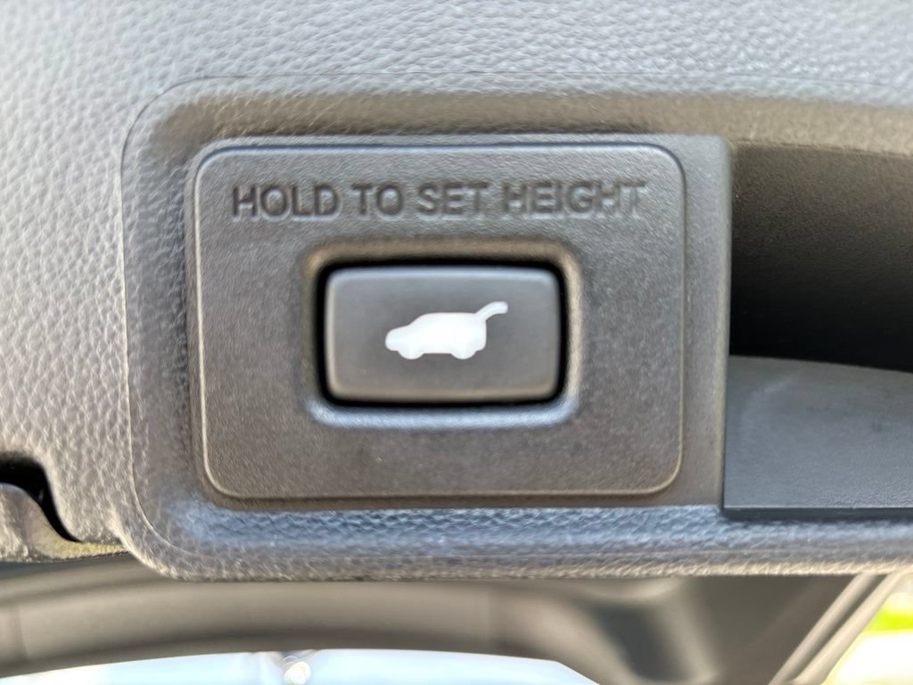 Used 2023 Acura RDX w/ Technology Package AWD/4WD image 16