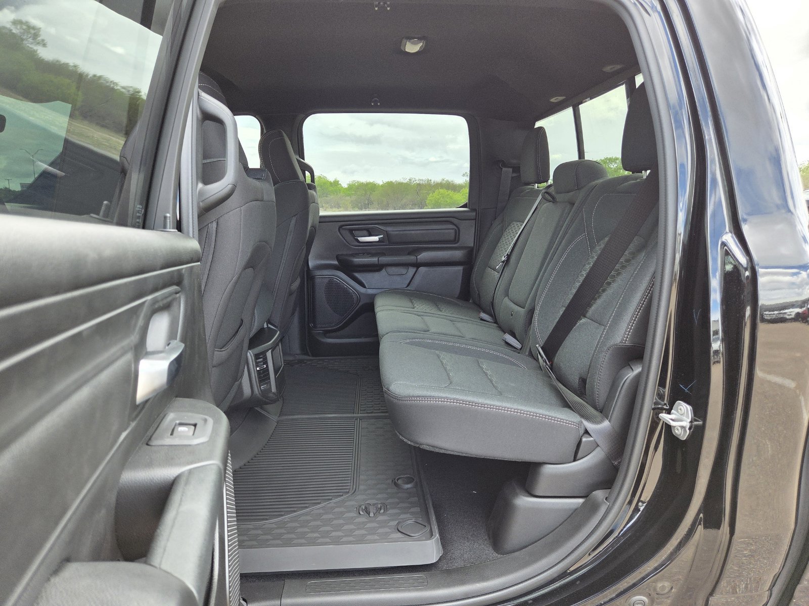 New 2026 RAM 1500 Warlock AWD/4WD image 16