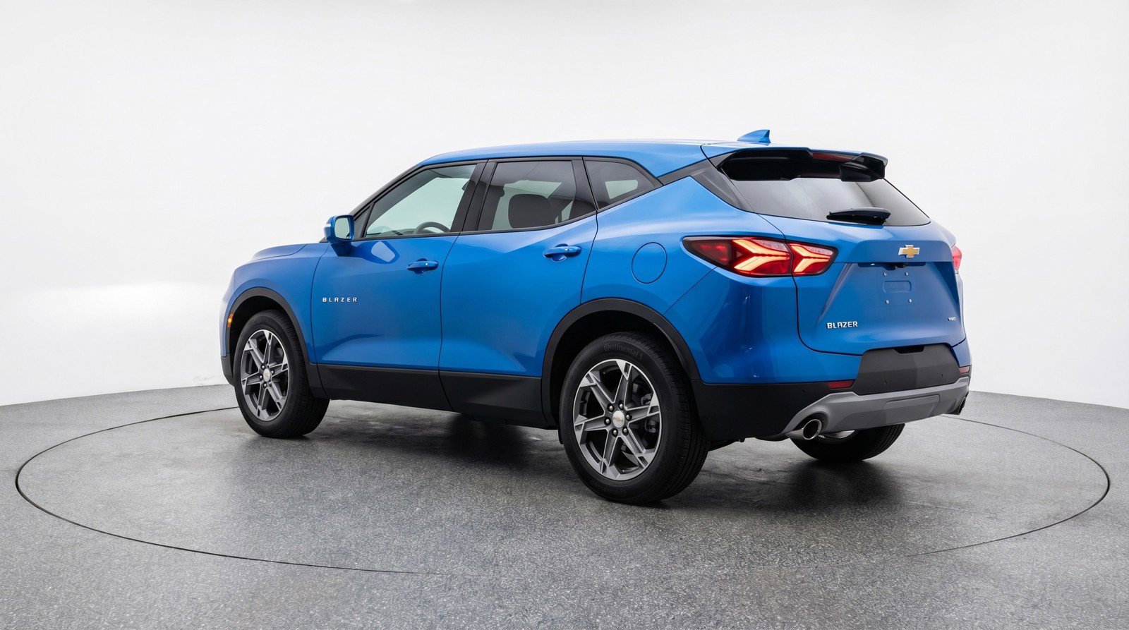 Used 2025 Chevrolet Blazer LT image 6