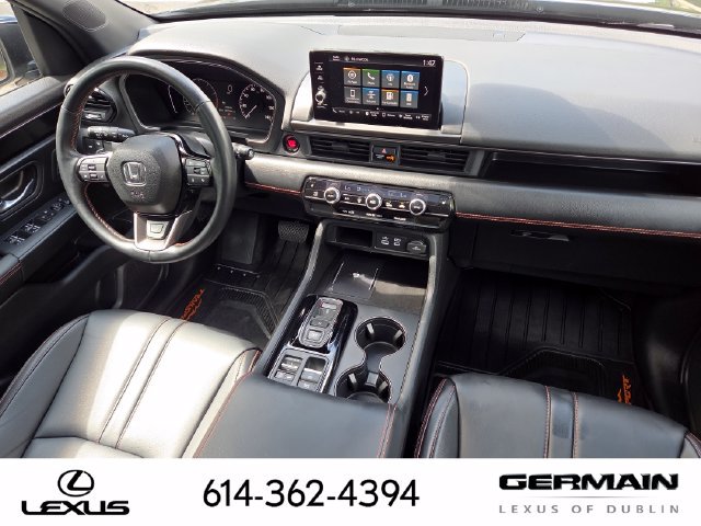 Used 2025 Honda Pilot TrailSport image 34