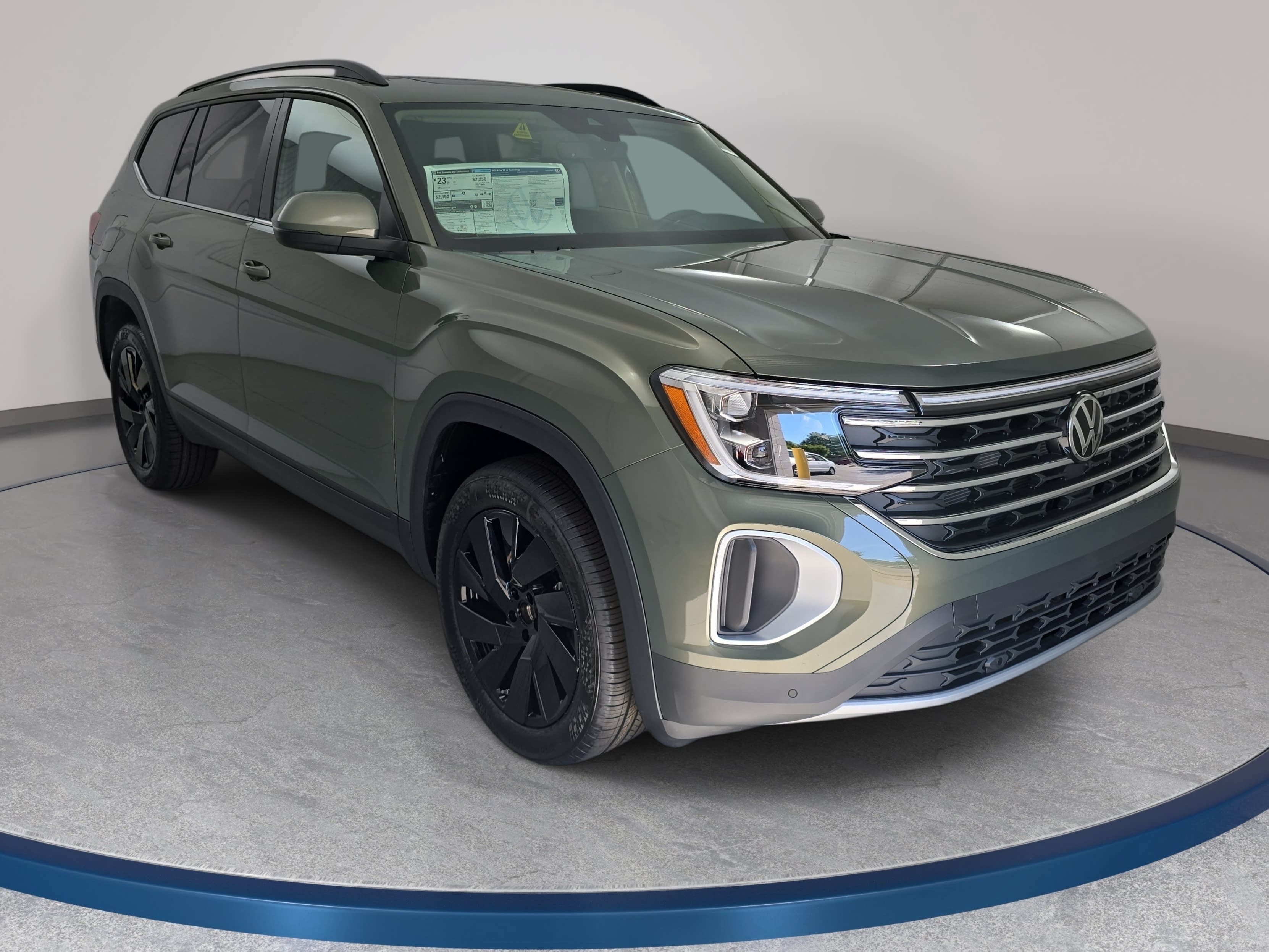 New 2026 Volkswagen Atlas SE FWD image 3