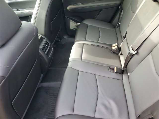Certified 2023 Cadillac XT5 Premium Luxury w/ LPO, Floor Liner Package image 33