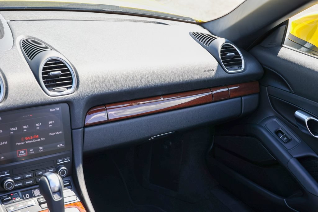 Certified 2024 Porsche 718 Boxster RWD image 66