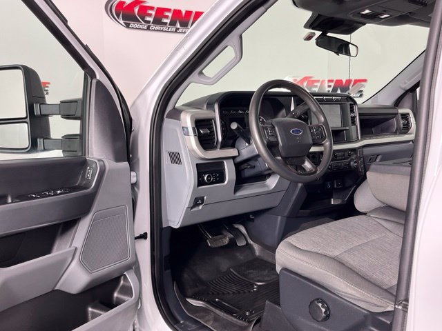 Used 2023 Ford F250 XL w/ STX Appearance Package AWD/4WD image 21
