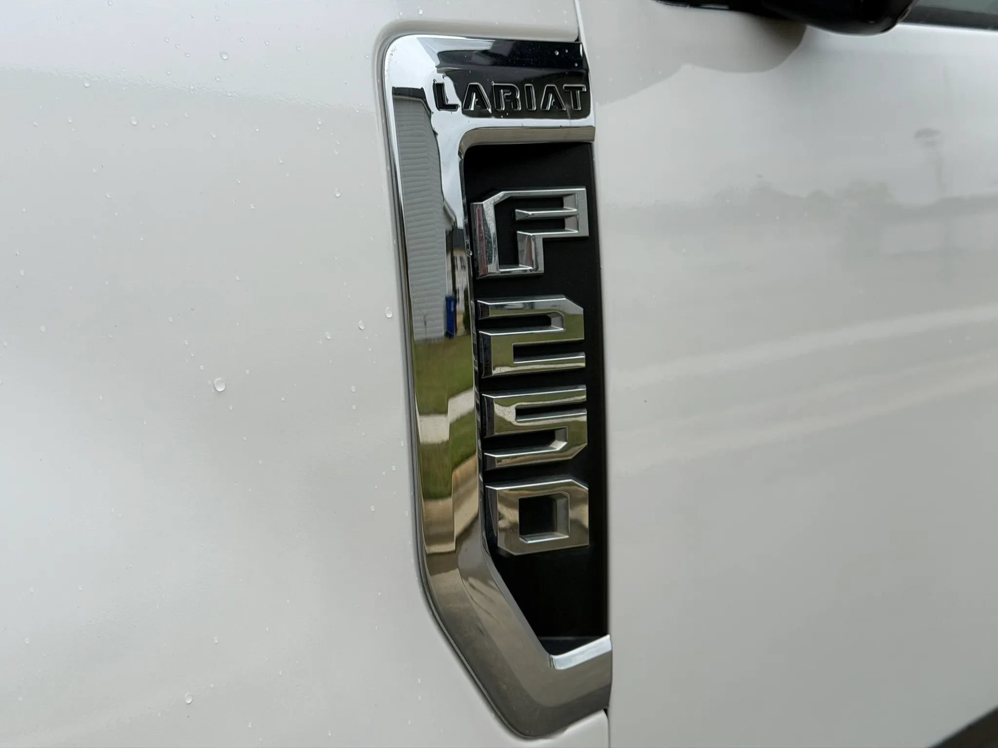 Used 2019 Ford F250 Lariat w/ Lariat Ultimate Package AWD/4WD image 12