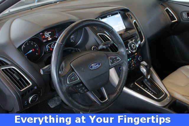 Used 2018 Ford Focus Titanium image 2